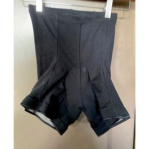 NWT - Canari Supergo Padded Cycling Shorts